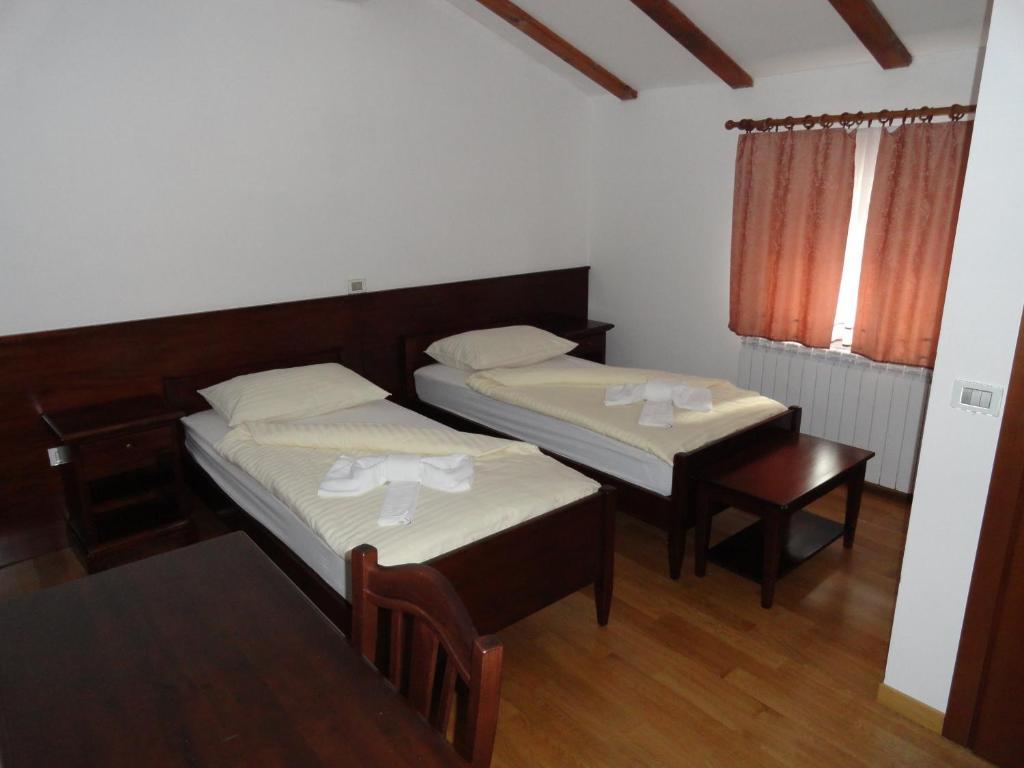 Guest House Pod Slavnikom Podgorje  Zimmer foto